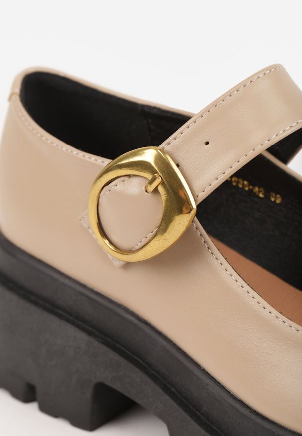 Born2be - Beżowe Półbuty Mary Jane na Grubej Podeszwie z Ozdobną Sprzączką Fenzina. Okazja: na co dzień. Zapięcie: sprzączka. Kolor: beżowy. Materiał: jeans. Styl: casual, elegancki