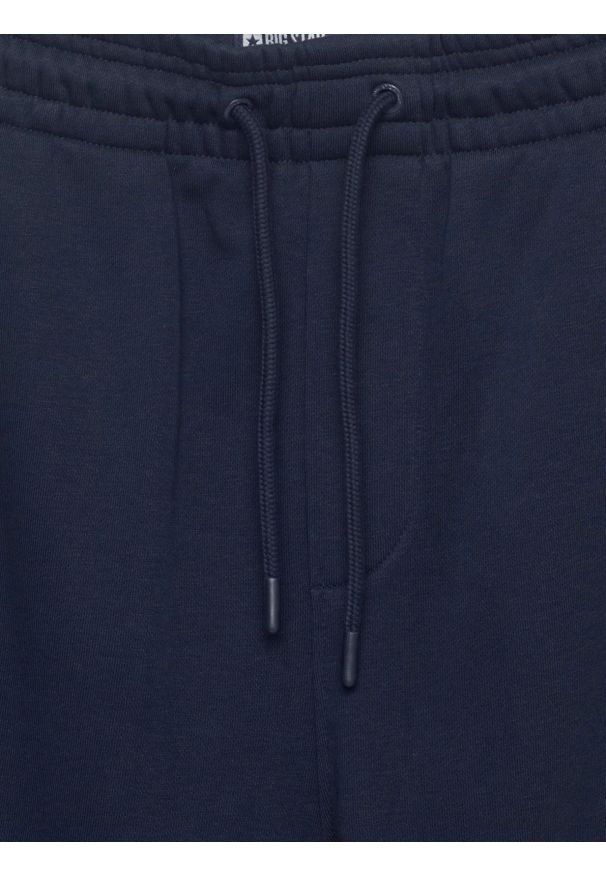 Big-Star - Szorty męskie dresowe granatowe Luiss 403. Kolor: niebieski. Materiał: dresówka. Wzór: haft, ze splotem. Styl: sportowy