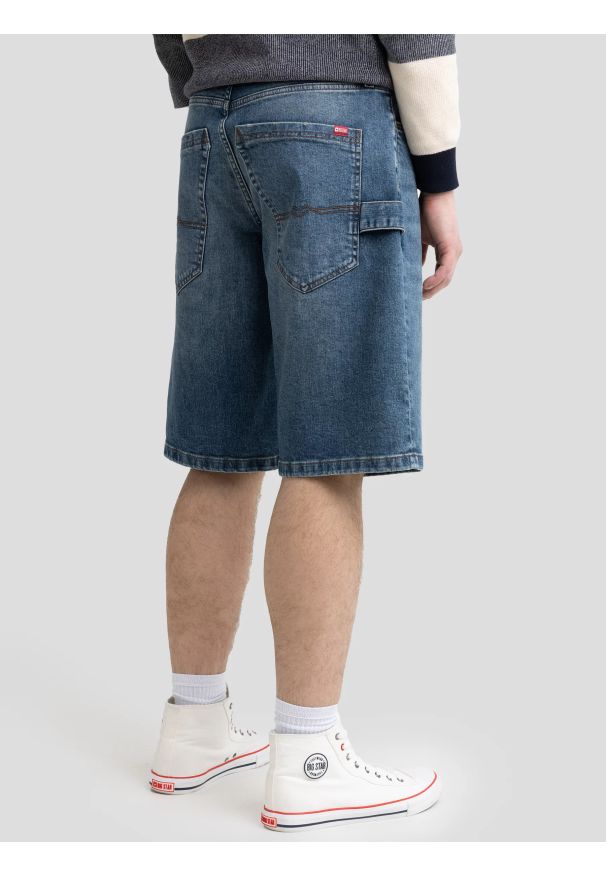 Big-Star - Szorty męskie jeansowe z przetarciami niebieskie Aleksy Workwear 422. Okazja: na co dzień. Stan: podwyższony. Kolor: niebieski. Materiał: jeans. Styl: casual, klasyczny