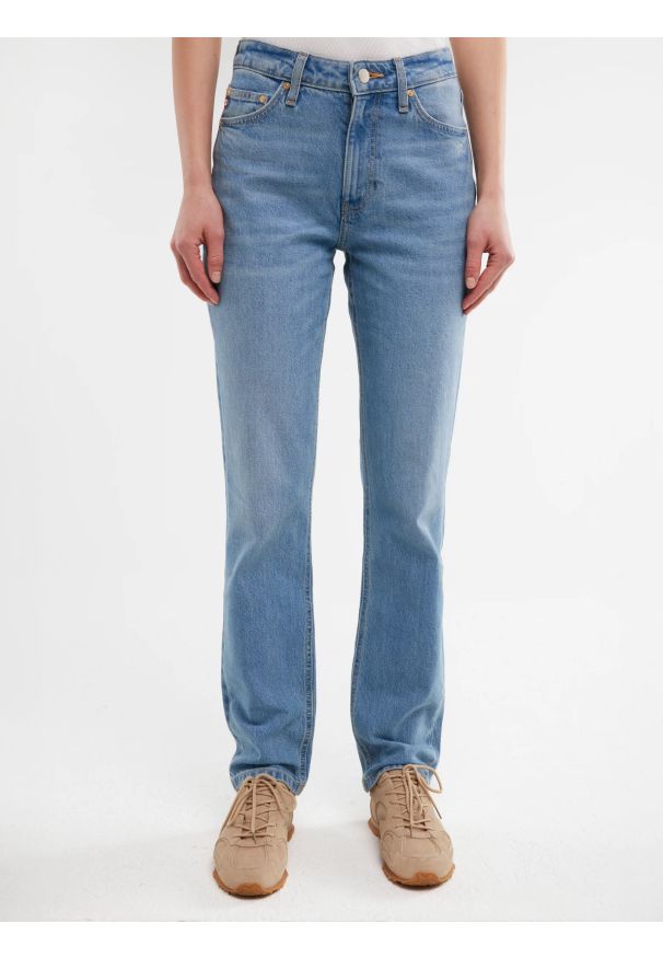 Big-Star - Jeansy damskie jasnoniebieskie Charlotte 170. Stan: podwyższony. Kolor: niebieski. Wzór: aplikacja. Styl: elegancki