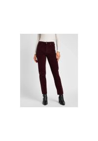 Lee - DAMSKIE SPODNIE MATERIAŁOWE LEE CAROL VELVET BEET 112355238. Materiał: materiał #1