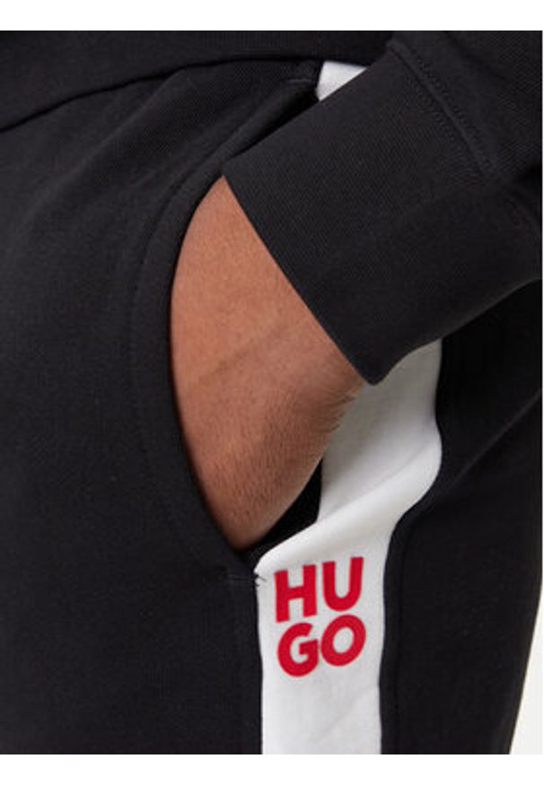 Hugo - HUGO Dres DapieDoaky 50485042 Czarny Regular Fit. Kolor: czarny. Materiał: bawełna