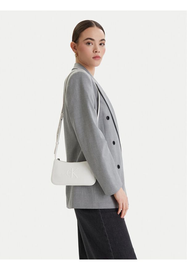 Calvin Klein Torebka Bold Ck Mini Bag LV04F1125G Biały. Kolor: biały. Materiał: skórzane