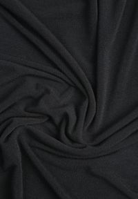 Renee - Czarna Wiskozowa Bluzka Longsleeve Golf z Kaszmirem Vidara. Typ kołnierza: golf. Kolor: czarny. Materiał: wiskoza, kaszmir. Długość rękawa: długi rękaw #7