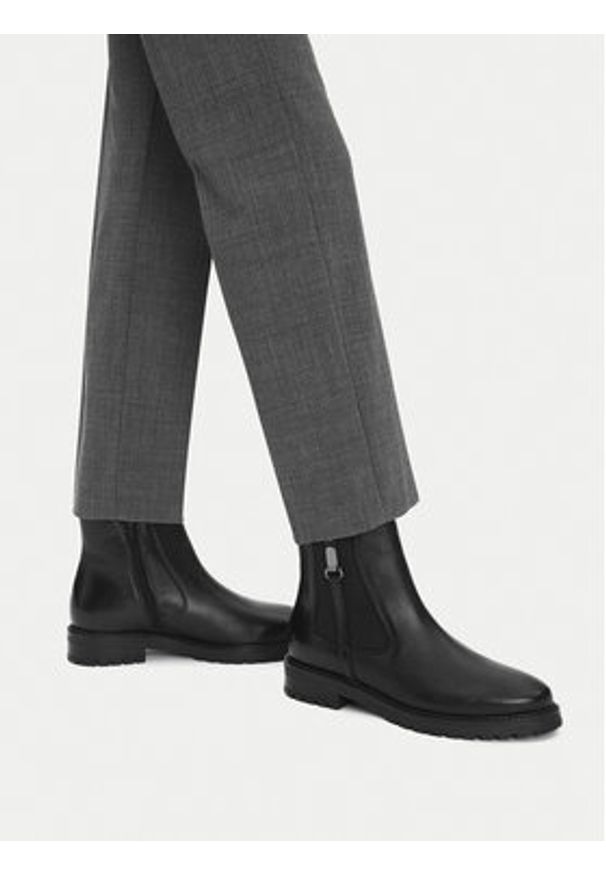 Lasocki Botki CEO-WB-GINEVRA-19 Czarny. Kolor: czarny. Materiał: skóra