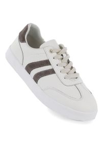 Skórzane półbuty damskie kremowe Vinceza 41505. Kolor: kremowy. Materiał: skóra. Szerokość cholewki: normalna. Styl: elegancki #1