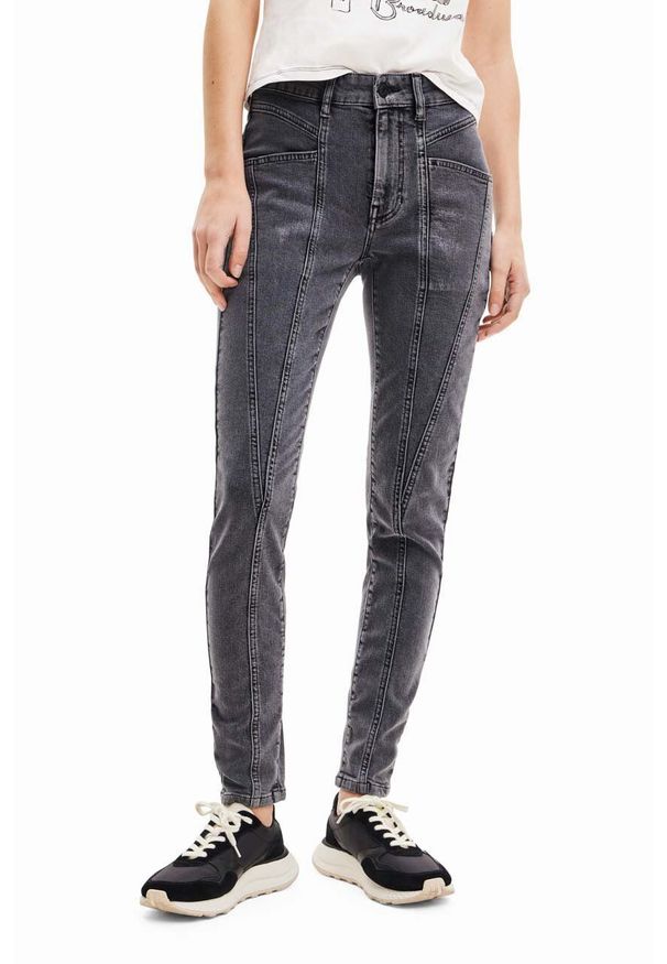 Desigual jeansy damskie kolor czarny. Kolor: czarny