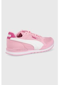 Puma buty dziecięce Runner v3 38490103 kolor różowy. Nosek buta: okrągły. Zapięcie: sznurówki. Kolor: różowy. Materiał: guma #3