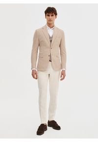 Pako Lorente - PAKO LORENTE – Dzianinowa marynarka w kolorze beżowym. Kolor: czerwony, beżowy. Materiał: dzianina. Sezon: wiosna #5