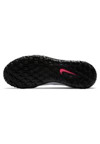 Buty piłkarskie turfy dla dzieci Nike Phantom GT Club CK8483. Zapięcie: sznurówki. Materiał: syntetyk. Szerokość cholewki: normalna. Sport: piłka nożna #4