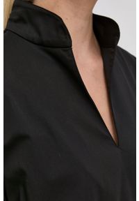 Notes du Nord Sukienka Brianna kolor czarny mini asymetryczna. Kolor: czarny. Materiał: tkanina, materiał. Długość rękawa: długi rękaw. Wzór: gładki. Typ sukienki: asymetryczne. Długość: mini #4