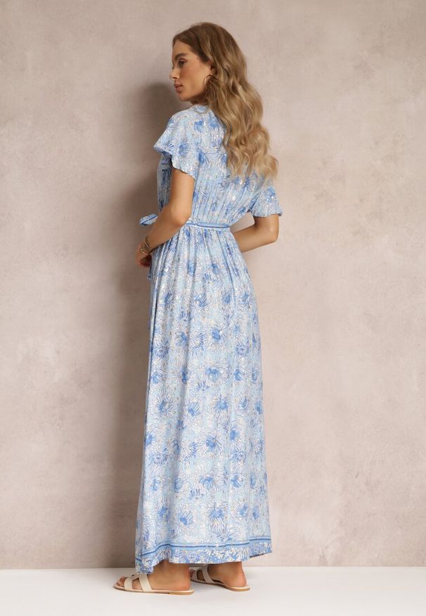 Renee - Niebieska Wiskozowa Sukienka z Metalicznym Wzorem i Gumką w Pasie Carinalia. Kolor: niebieski. Materiał: wiskoza