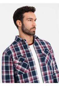 Ombre Clothing - Męska koszula flanelowa z zapinanymi kieszeniami - czerwono-granatowa. Typ kołnierza: kołnierzyk klasyczny. Kolor: niebieski. Materiał: bawełna. Długość rękawa: długi rękaw. Długość: długie. Styl: klasyczny