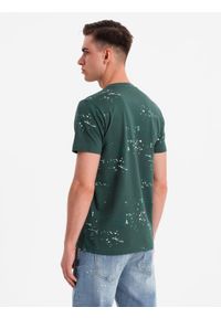 Ombre Clothing - Męski t-shirt z nadrukiem i okrągłym dekoltem – zielony V3 - Rozmiar: XL. Okazja: na co dzień. Kolor: zielony. Materiał: bawełna, materiał, dzianina. Długość rękawa: krótki rękaw. Długość: krótkie. Wzór: nadruk. Styl: sportowy, casual #4
