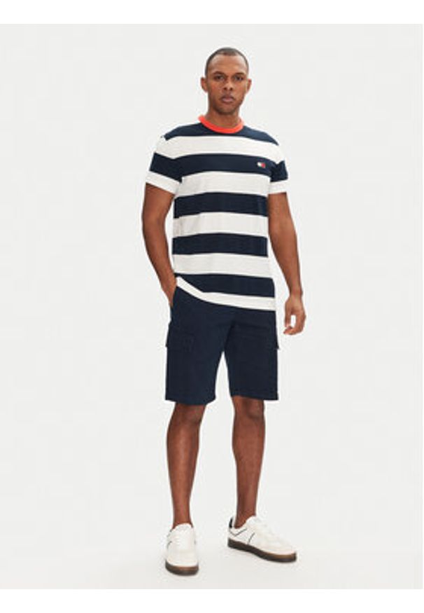 Tommy Jeans Szorty materiałowe Scanton DM0DM21949 Granatowy Regular Fit. Kolor: niebieski. Materiał: bawełna