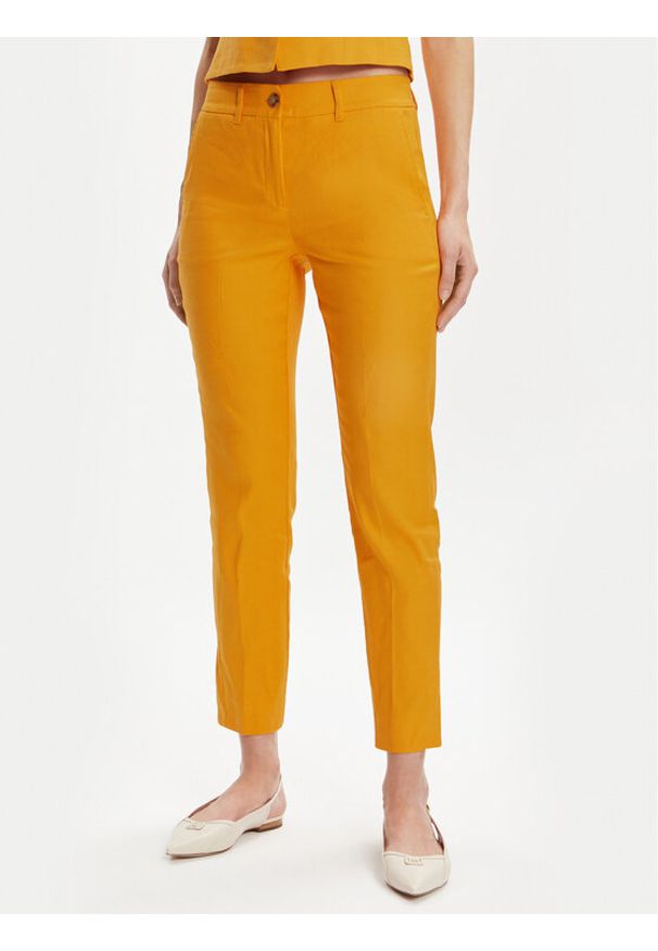 Marella Spodnie materiałowe Oceania 2413131062 Pomarańczowy Regular Fit. Kolor: pomarańczowy. Materiał: len