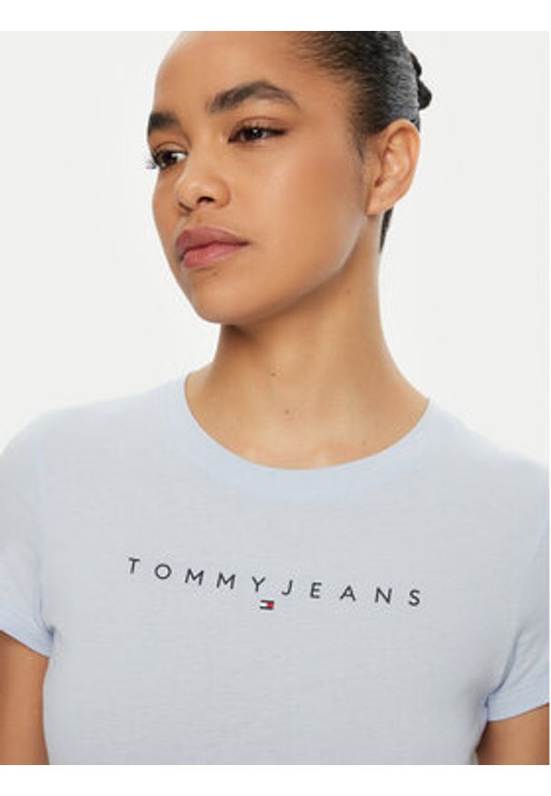 Tommy Jeans T-Shirt Linear DW0DW18398 Błękitny Slim Fit. Kolor: niebieski. Materiał: bawełna