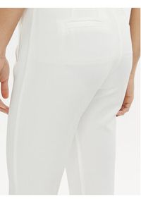 Kontatto Spodnie materiałowe CO901 Biały Regular Fit. Kolor: biały. Materiał: syntetyk