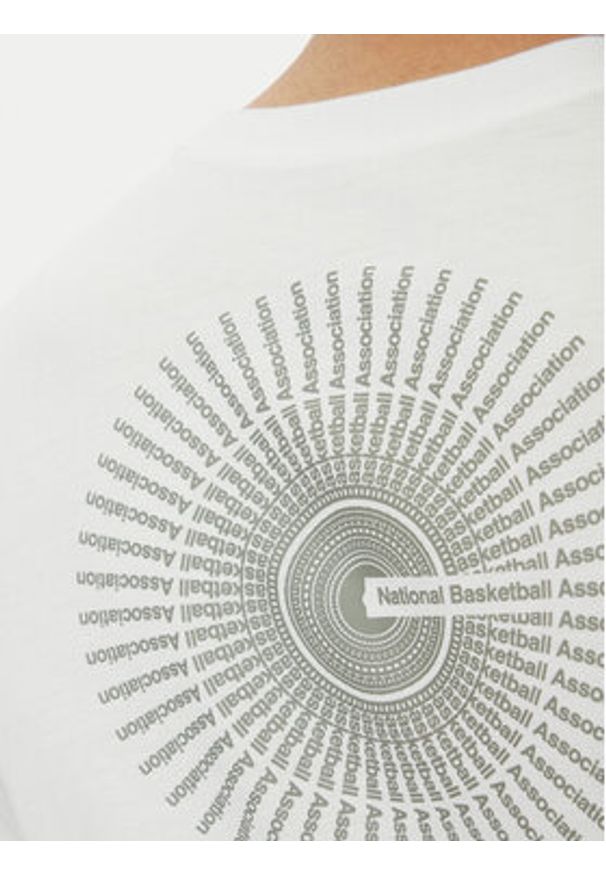 Nike T-Shirt FQ6138 Biały Regular Fit. Kolor: biały. Materiał: bawełna