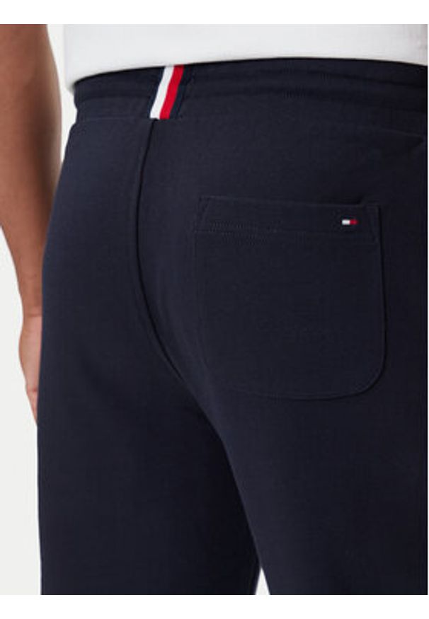 TOMMY HILFIGER - Tommy Hilfiger Spodnie dresowe Basic Branded MW0MW08388 Granatowy Regular Fit. Kolor: niebieski. Materiał: bawełna