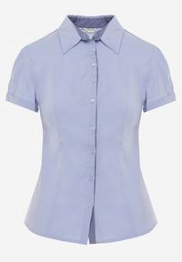 Renee - Jasnoniebieska Gładka Koszula z Krótkimi Rękawami i Kołnierzem Hollitta. Okazja: na co dzień. Kolor: niebieski. Długość rękawa: krótki rękaw. Długość: krótkie. Wzór: gładki. Styl: casual, klasyczny #7