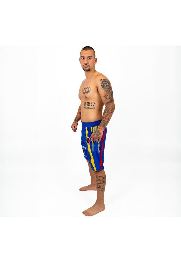 KNOCKOUT - Krótkie spodenki Kempo Rumunia. Kolor: wielokolorowy. Długość: krótkie