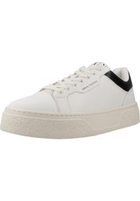 Armani Exchange - Kapcie ARMANI EXCHANGE XUX236 XV906 Biały. Kolor: biały. Materiał: syntetyk, tkanina, skóra. Sport: turystyka piesza