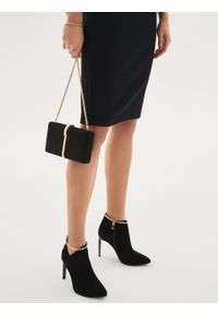 Kazar - Czarne botki damskie. Kolor: czarny. Materiał: zamsz. Szerokość cholewki: normalna. Obcas: na obcasie. Styl: elegancki. Wysokość obcasa: wysoki #5