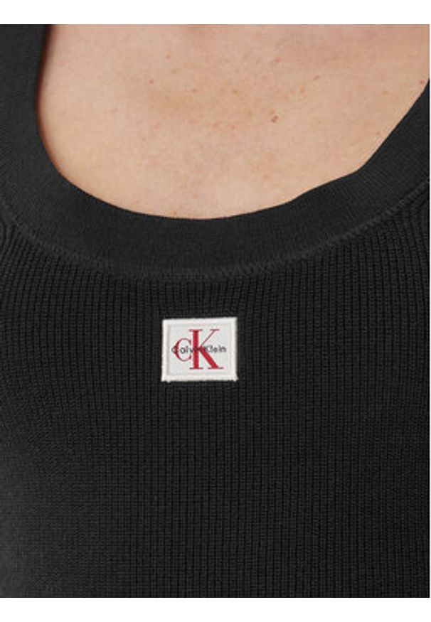 Calvin Klein Jeans T-Shirt LV047F355G Czarny. Kolor: czarny. Materiał: bawełna