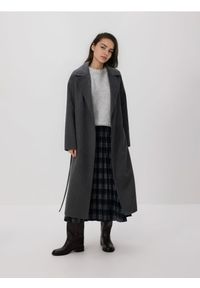 Reserved - Plisowana spódnica w kratę - granatowy. Kolor: niebieski. Materiał: dzianina, wiskoza