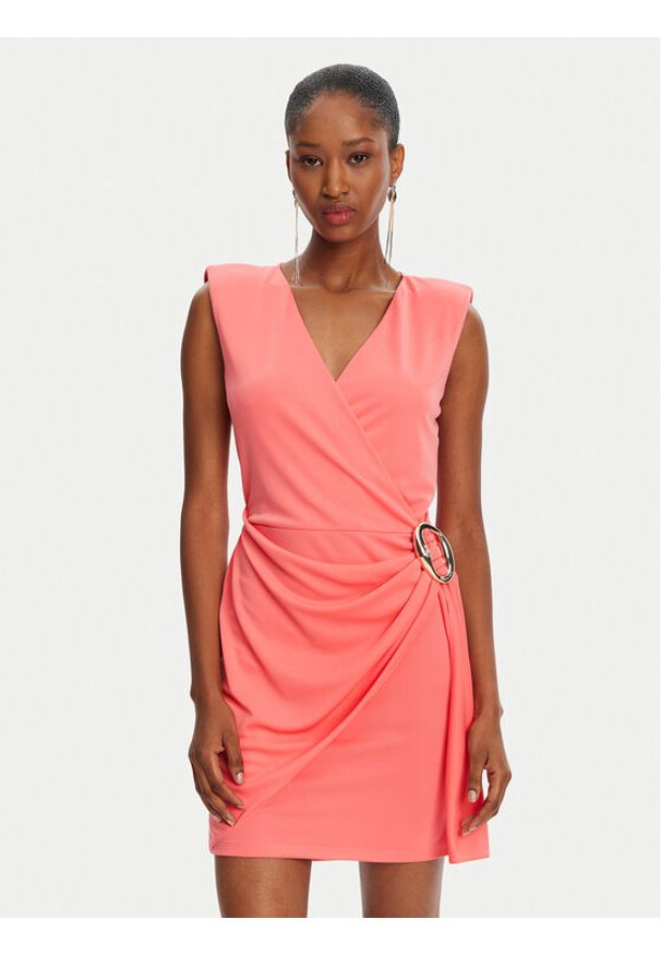 Patrizia Pepe Sukienka koktajlowa 2A2918/J280-R854 Koralowy Regular Fit. Kolor: pomarańczowy. Materiał: syntetyk. Styl: wizytowy