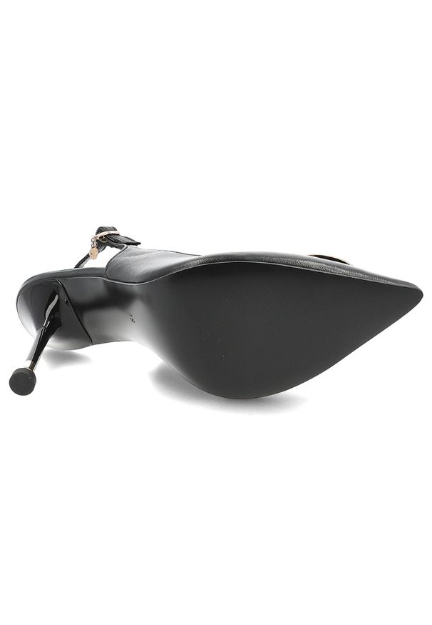 CheBello - Czółenka damskie Chebello, cholewka ze skóry naturalnej z odkrytą piętą i smukłym noskiem ozdobione metaliczną klamrą osadzone na cienkim obcasie pod. Zapięcie: klamry. Kolor: czarny. Materiał: skóra. Szerokość cholewki: normalna. Wzór: aplikacja. Obcas: na obcasie. Styl: klasyczny, elegancki. Wysokość obcasa: średni