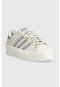 adidas Originals sneakersy Superstar Bonega HQ4284 kolor beżowy HQ4284-ALUMIN/SIL. Nosek buta: okrągły. Zapięcie: sznurówki. Kolor: beżowy. Materiał: materiał, guma. Obcas: na platformie. Model: Adidas Superstar #3
