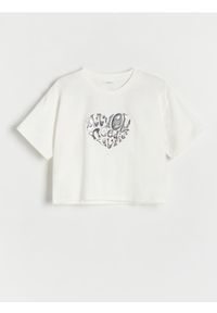 Reserved - Bawełniany t-shirt z aplikacją - złamana biel. Materiał: bawełna. Wzór: aplikacja