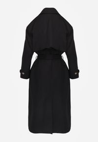 Born2be - Czarny Bawełniano-Wiskozowy Płaszcz Trencz z Wiązanym Paskiem i Klapą Lissana. Okazja: na co dzień. Kolor: czarny. Materiał: wiskoza, bawełna. Styl: casual, elegancki, klasyczny #8