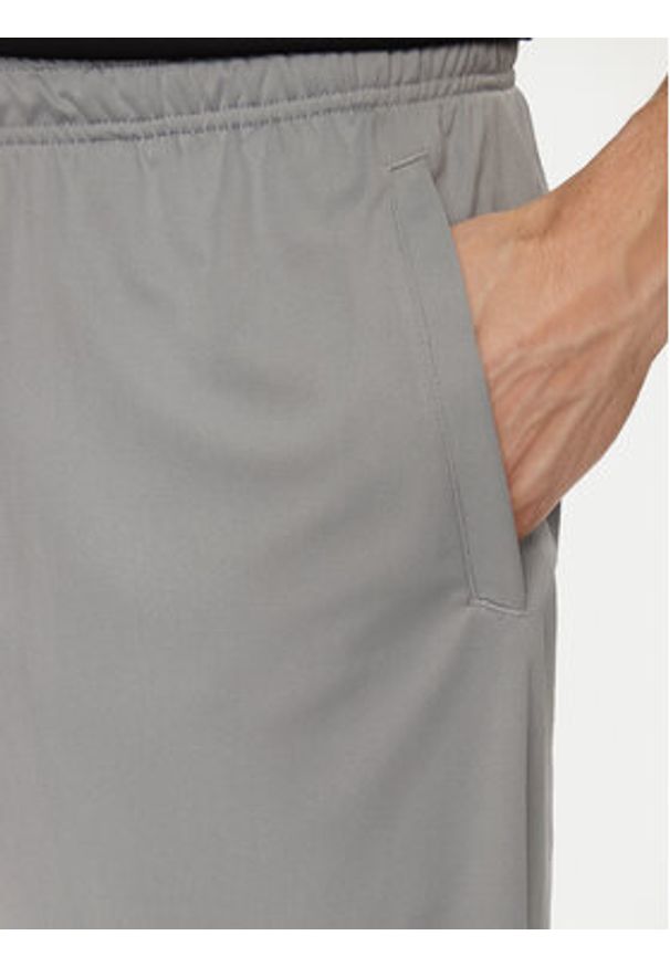 Under Armour Szorty sportowe Ua Tech Graphic Short 1306443-035 Szary Loose Fit. Kolor: szary. Materiał: syntetyk. Styl: sportowy