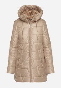 Born2be - Beżowa Pikowana Kurtka Przejściowa z Bocznymi Suwakami i Kapturem Soralessa. Okazja: na co dzień, do pracy, na spotkanie biznesowe. Kolor: beżowy. Materiał: dzianina, jeans. Długość rękawa: długi rękaw. Długość: długie. Styl: biznesowy, casual #5