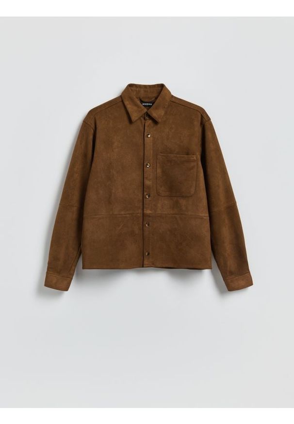 Reserved - Kurtka koszulowa z imitacji zamszu - brązowy. Kolor: brązowy. Materiał: zamsz