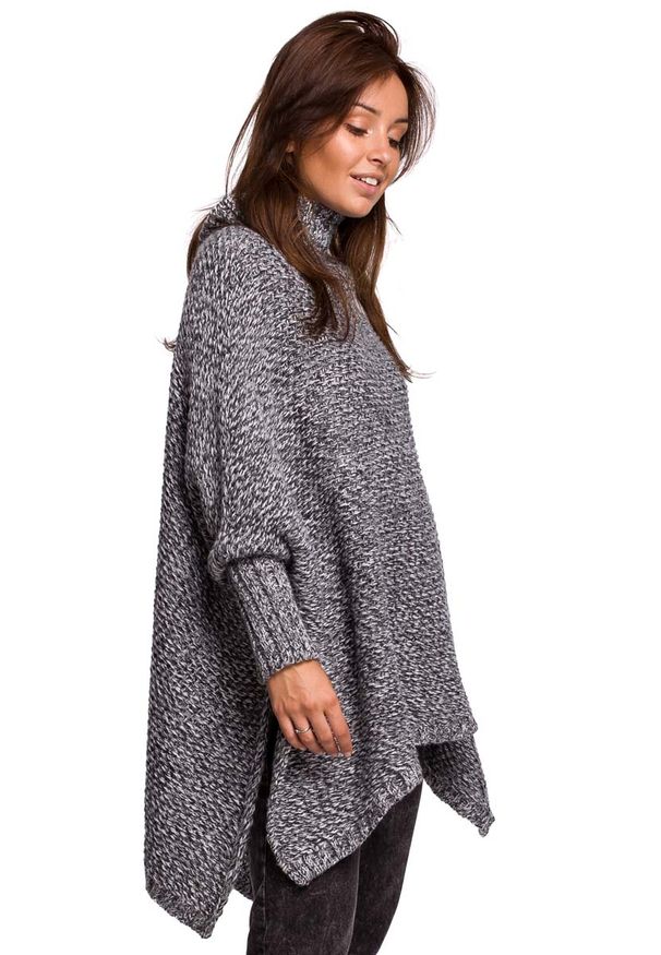 Sweter MOE z golfem
