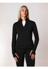 Sinsay - Bluza ocieplana sztucznym futerkiem - czarny. Kolor: czarny. Materiał: futro #1