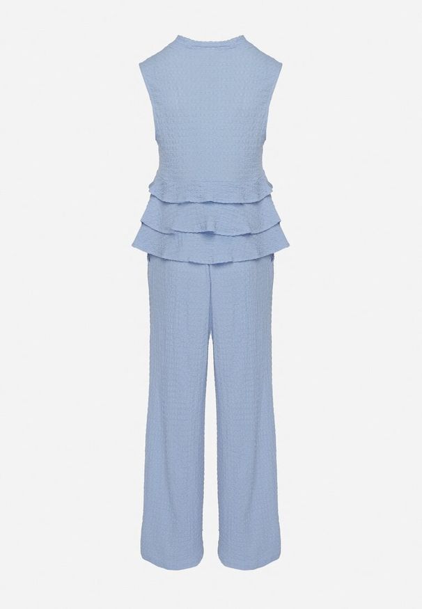 Born2be - Jasnoniebieski Komplet Bluzka Bez Rękawów z Baskinką i Szerokie Spodnie Ulosinia. Kolor: niebieski