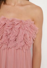 Born2be - Ciemnoróżowa Tiulowa Sukienka z Falbankami Larithia. Typ kołnierza: kołnierz z falbankami. Kolor: różowy. Materiał: tiul. Długość rękawa: bez ramiączek #3