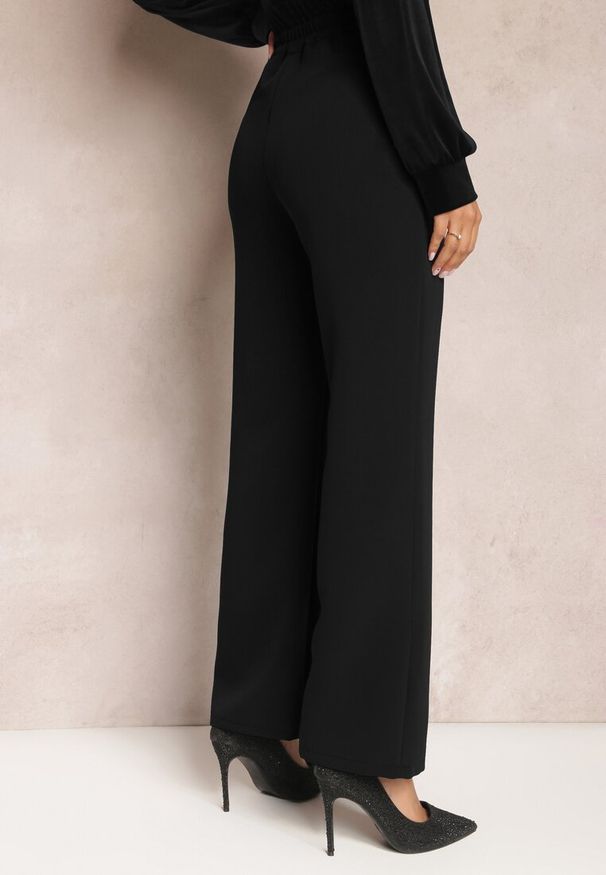Renee - Czarne Szerokie Spodnie Materiałowe High Waist Dinnes. Stan: podwyższony. Kolor: czarny. Materiał: materiał. Wzór: gładki