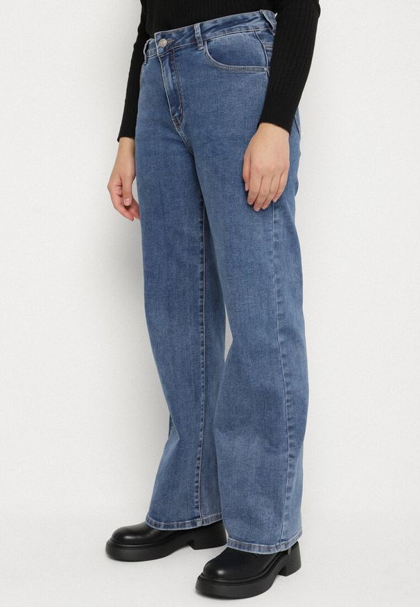 Born2be - Niebieskie Szerokie Jeansy z Wiskozą z Regularnym Stanem Setve. Okazja: na co dzień. Kolor: niebieski. Styl: casual, elegancki