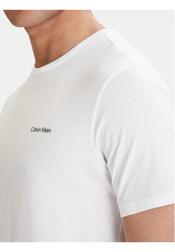 Calvin Klein T-Shirt Micro Logo LV04LC255G Biały Regular Fit. Kolor: biały. Materiał: bawełna