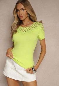 Renee - Zielony T-shirt z Bawełny Ozdobiony Koronką Zareine. Okazja: na co dzień. Kolor: zielony. Materiał: bawełna, koronka. Wzór: aplikacja, koronka. Styl: klasyczny, elegancki, casual #3