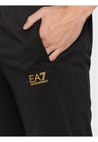 EA7 Emporio Armani Spodnie dresowe 6LPP55 PJ16Z 0208 Czarny Regular Fit. Kolor: czarny. Materiał: dresówka, syntetyk #3