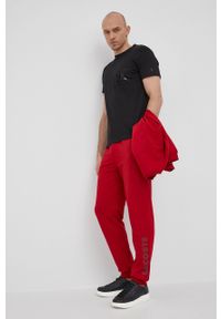 Lacoste bluza SH7477 męska kolor czerwony. Okazja: na co dzień. Kolor: czerwony. Wzór: aplikacja. Styl: casual #3