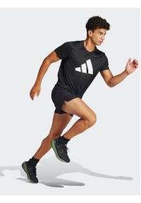 Adidas - adidas Szorty sportowe Run It IL7232 Czarny Regular Fit. Kolor: czarny. Materiał: syntetyk. Styl: sportowy