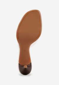 Born2be - Białe Klapki z Transparentną Cholewką na Niskiej Szpilce Yalindra. Okazja: na co dzień. Kolor: biały. Materiał: jeans. Sezon: lato. Styl: casual, elegancki #4